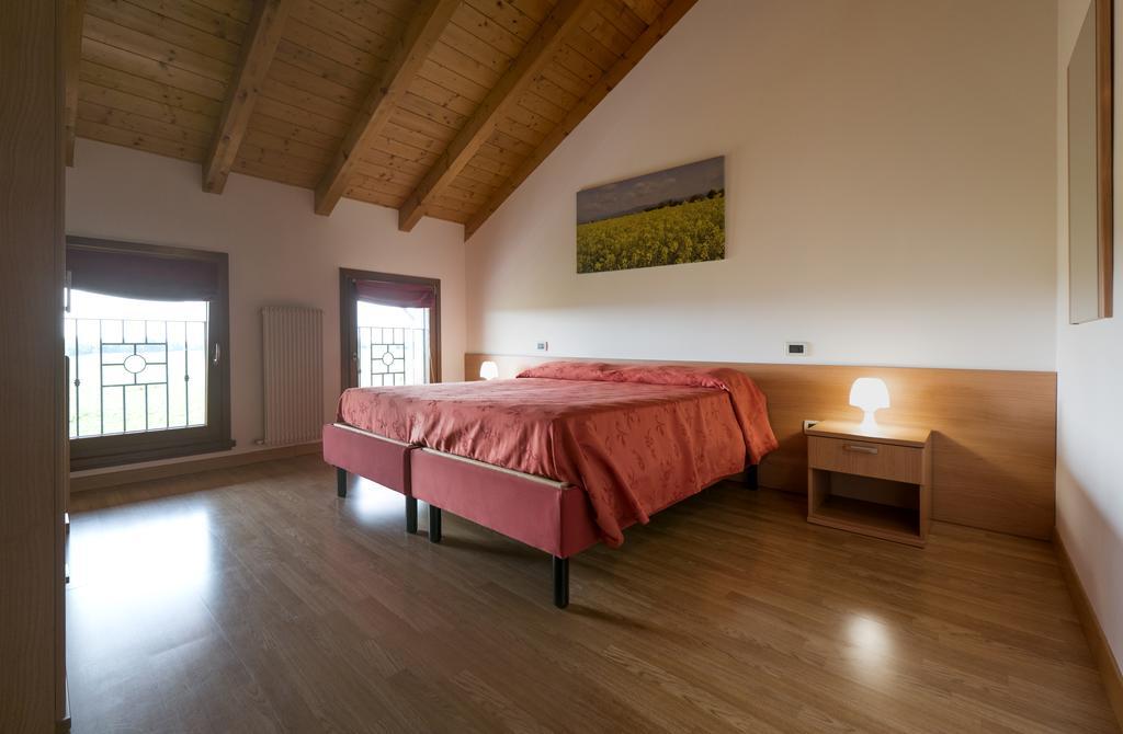 Agriturismo Residence Caporale Remanzacco Eksteriør bilde
