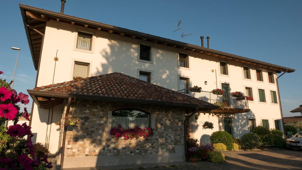 Agriturismo Residence Caporale Remanzacco Eksteriør bilde